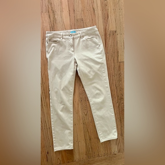 J McLaughlin women’s cream jeans with gold button and tabs - size 8 - Picture 2 of 5